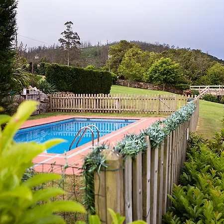 Отель A Torre De 3*